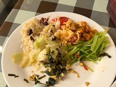 -丝路天山酒店(国际大巴扎店)