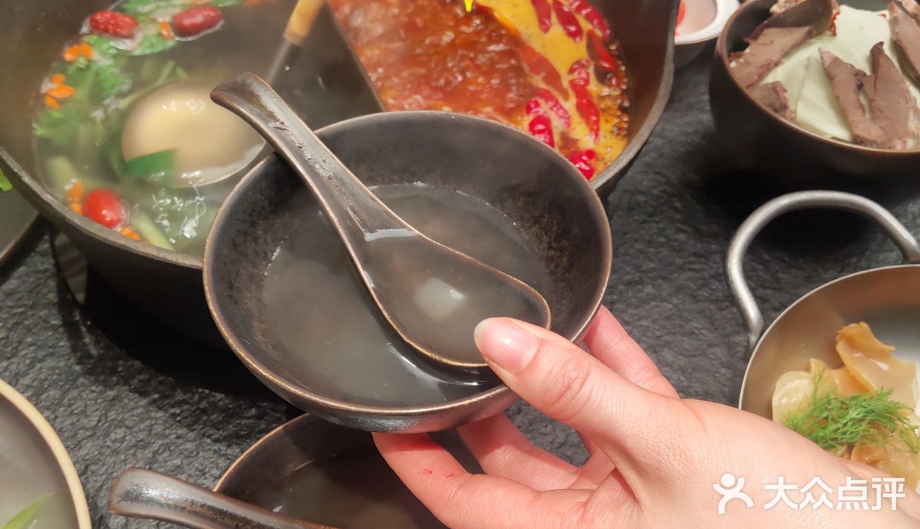 可以喝汤的火锅[调皮]