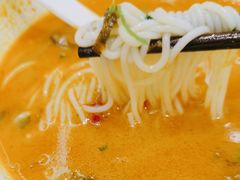 -粉小主·贵州酸汤牛肉粉(南京仙林金鹰店)