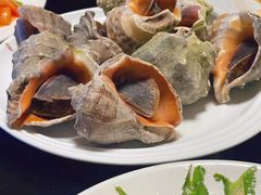 -三亚火车头万人海鲜广场