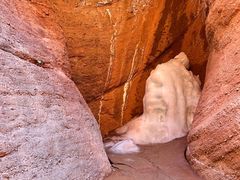 -天山神秘大峡谷