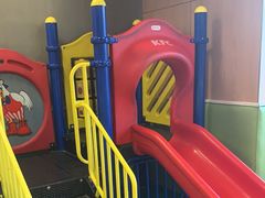 -肯德基(岱宗店)