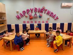 -魔力熊儿童早教托育中心(硚口同馨店)