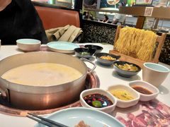 -洪氏嗨捞·猪肚鸡火锅(阳光天地店)