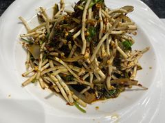酸菜折耳根-泉味道贵州厨房(三里河店)