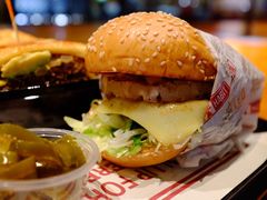 -The Habit Burger Grill 哈比特汉堡(复兴soho店)