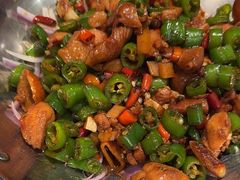 -辛香味烧鱼馆·非遗技艺·排骨红烧肉(光谷医药园店)