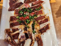 一整条大鱿鱼-喝丢一只鞋海鲜烧烤·海肠捞饭(东关街店)