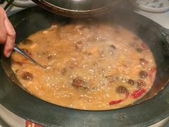 -小白鹅火焰焖锅(万达印象店)