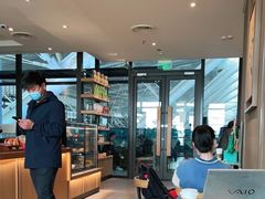 -星巴克(青岛火车北站候车大厅店)