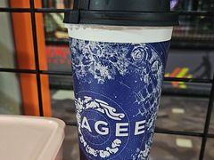 -嗨翻Hi-Fun竞技主题乐园·蹦床亲子生日轰趴(国光1937店)