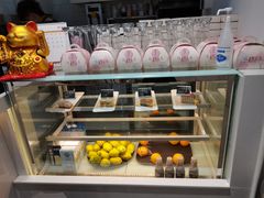 面包甜点陈列柜-茶小嘿(建业凯旋广场店)