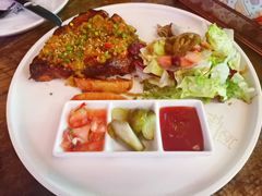 招牌烤猪肋排（半份）-Famous肥猫墨西哥音乐餐吧(五棵松华熙LIVE店)