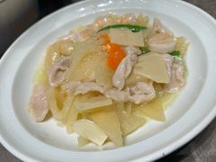 -闫府私房菜·老字号(恒隆店)