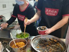 -黑色经典臭豆腐·湖南特产(步行街店)