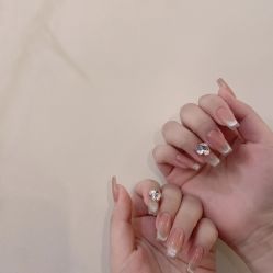 -Fanni美甲美睫皮肤管理