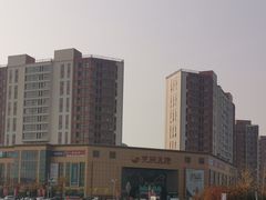 -华冠折扣超市(长阳店)