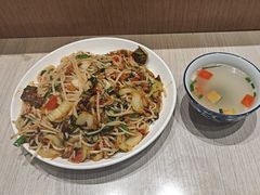 -云南李记罐罐米线饵丝小吃(汉中门金鹰店)
