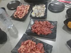 -啊美丽炭火烤肉(滑翔一店)