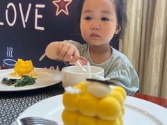 -元一希尔顿酒店·鲜切牛肉火锅禅自助餐厅