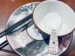 餐具摆设-杨记隆府(重庆总店)