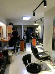 -INSI Hair Salon