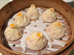 蟹粉小笼包-绿波廊(豫园店)