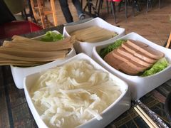 -龙虾风暴(松江店)