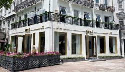 -新蝶变皮肤管理中心