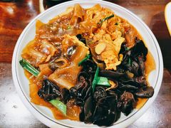 鸭蛋炒粉皮-老街坊劈柴院(济南总店)