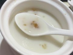 西米露炖桃胶-楚禾宴·家宴(光谷大道店)