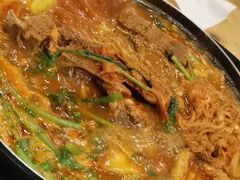-喇喇排骨火锅·传统韩式脊骨汤(望京西园总店)