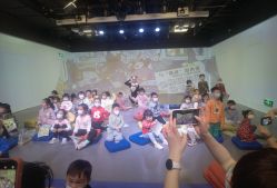 -小鸡哆哆故事屋·儿童乐园(嘉里城店)