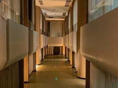 -涨巢·潮玩水疗局