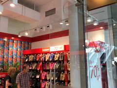 -伯肯黑德角名品折扣购物中心