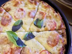 醺肠乳酪梅菜薄饼-Hi City·城市之巅