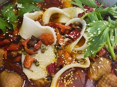 -晓彭肥肠鸡·泡椒鸡火锅(水木天地店)
