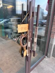 -威思丽高温瑜伽会馆