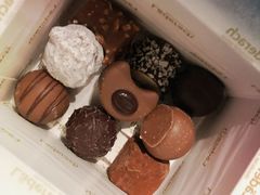 -Laderach 莱德拉(上海环贸iapm店)