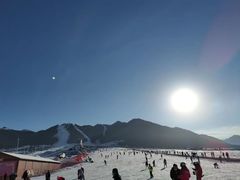 -丝绸之路山地度假区滑雪场