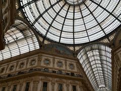 -文艺复兴百货(米兰大教堂广场店)