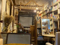 -斯多格书乡(北京大学畅春园店)