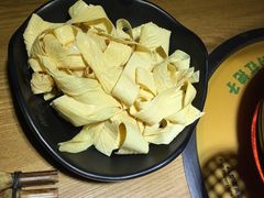 -尚品小土屋涮毛肚(李沧万达店)