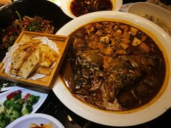 鱼头牛肉泡饼【大份】-醉爱小馆·创意南京菜(瑞阳街店)
