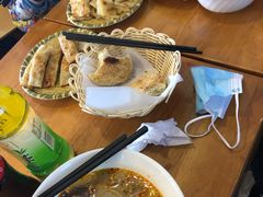 -刘记羊汤·烧饼夹肘子