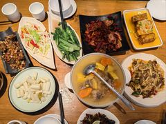 -隔壁老王·家常云南菜(花巷店)