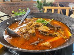 -霄汉牛三鲜湖北砂锅菜(万松园2店)