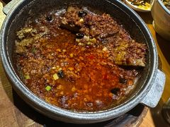 -帅巴人舅母子腊蹄民俗村