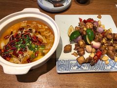 -云海肴·汽锅鸡·云南菜(天山百盛优客店)