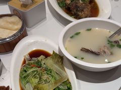 -梅利汴京烤鸭•开封豫菜地标店(东大街店)